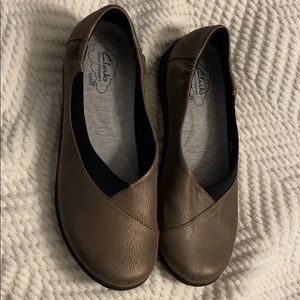 Clark Cloud steppers - Brown brass color